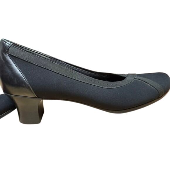 "MUNRO" Black Pumps 2" Chunky Heel Slip On SZ 9.5 Office Librarian Minimalist - Picture 9 of 13